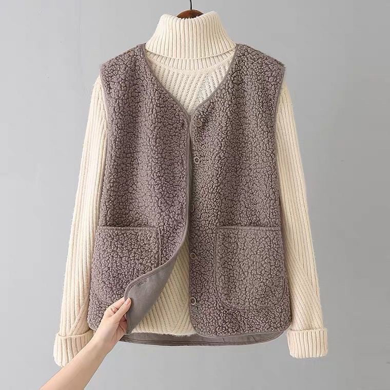 Lisa | Wool Cardigan Vest